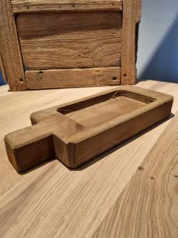 Houten plank met handvat middel