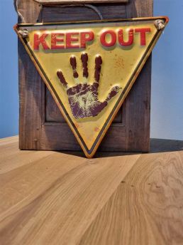 Metalen tekstbord Keep Out