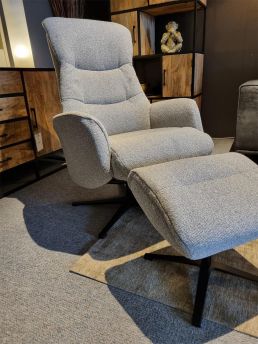 Draaifauteuil Beckum + hocker stof grijs