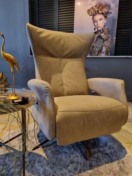 Relaxfauteuil-Lichtenvoorde-microvezelstof-beige-01.jpg